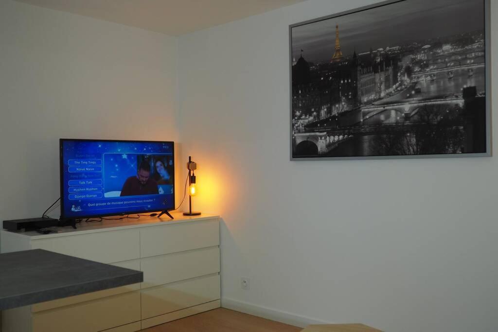 Le Faubourg-Raines - Chaleureux Studio A 5Mn De La Gare 第戎 外观 照片