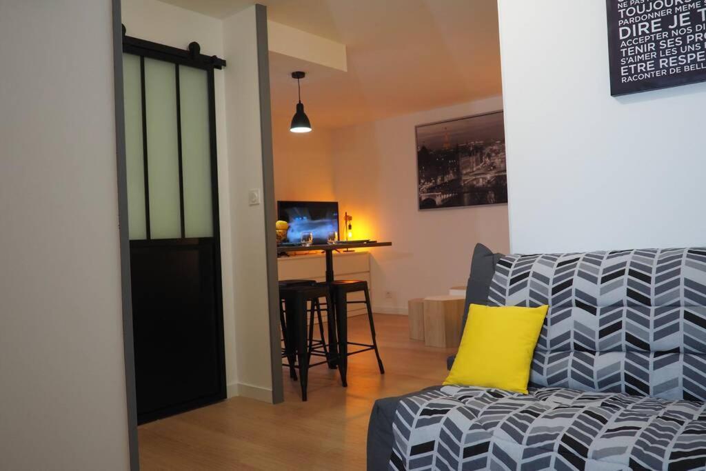 Le Faubourg-Raines - Chaleureux Studio A 5Mn De La Gare 第戎 外观 照片