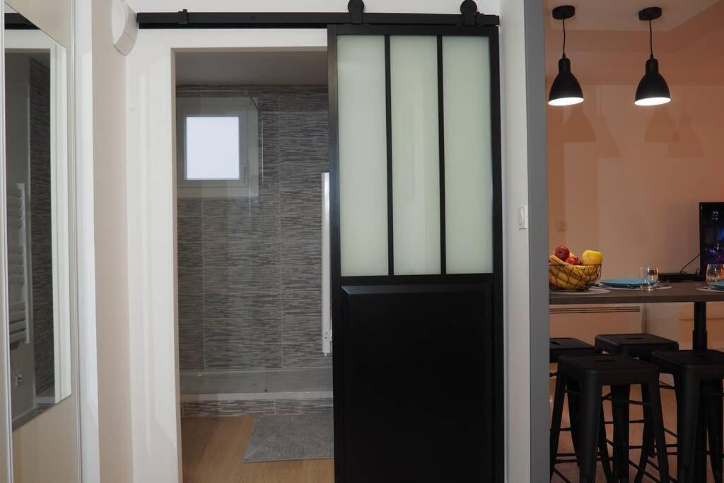 Le Faubourg-Raines - Chaleureux Studio A 5Mn De La Gare 第戎 外观 照片